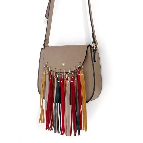 MELLOW WORLD Taupe/ Beige Multicolor Fringe Tassel Bag Small - Picture 7 of 8